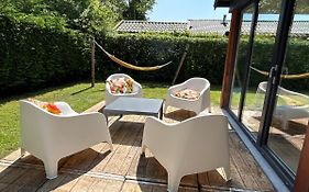 Oosterschelde Lodge Met Veel Privacy En Dicht Bij Het Water